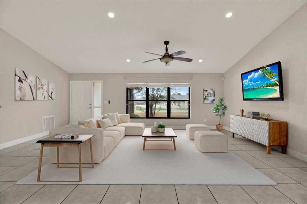 Active With Contract: $250,000 (3 beds, 2 baths, 1623 Square Feet)