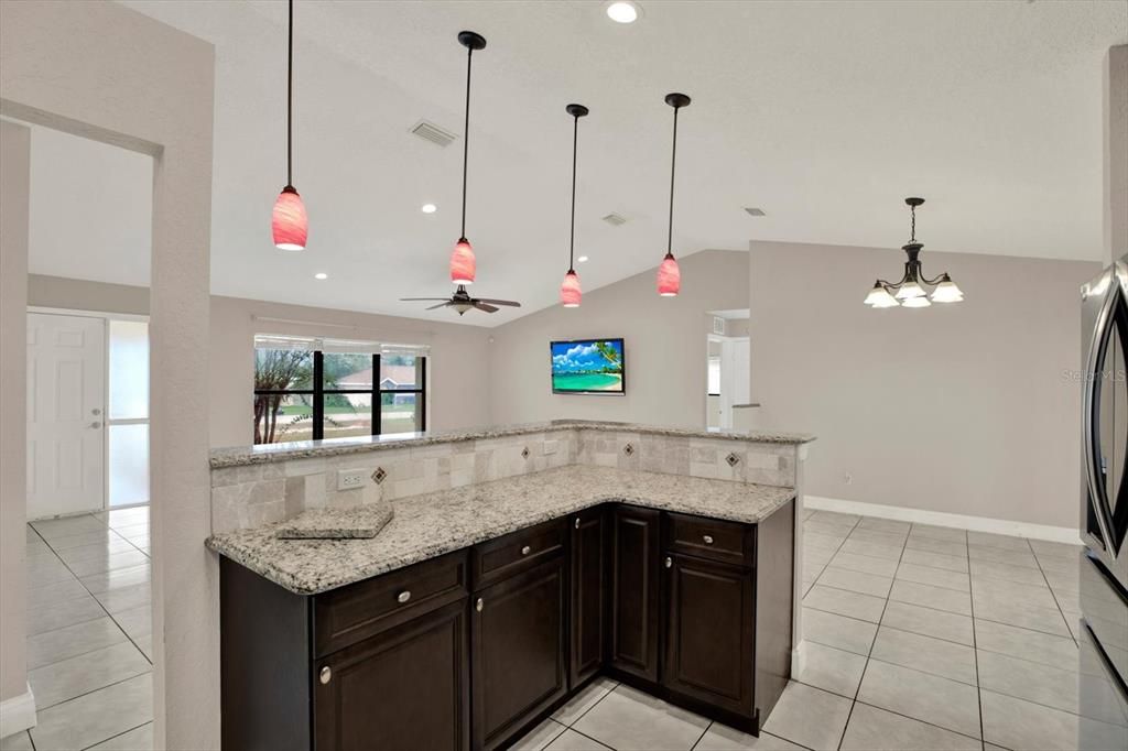 Active With Contract: $250,000 (3 beds, 2 baths, 1623 Square Feet)