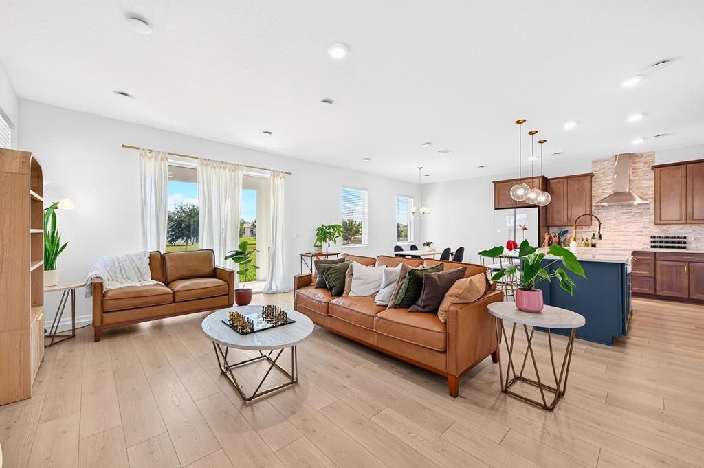 For Sale: $525,000 (4 beds, 3 baths, 2384 Square Feet)