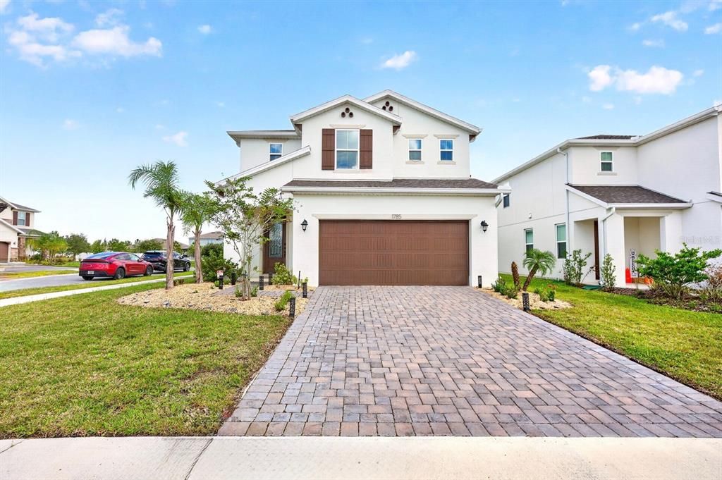 For Sale: $525,000 (4 beds, 3 baths, 2384 Square Feet)