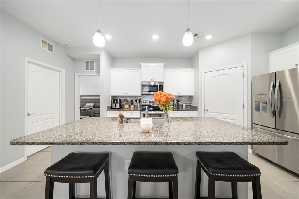 En Venta: $465,000 (3 camas, 2 baños, 1821 Pies cuadrados)