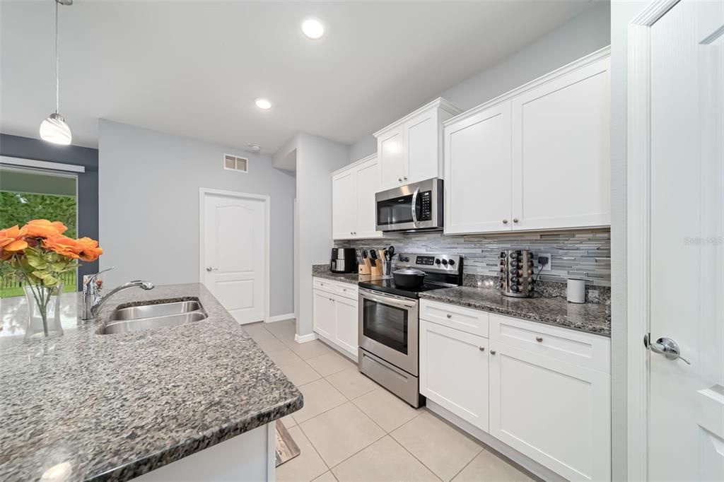 En Venta: $465,000 (3 camas, 2 baños, 1821 Pies cuadrados)