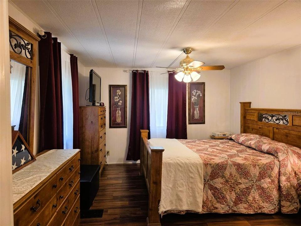 En Venta: $169,900 (2 camas, 2 baños, 1056 Pies cuadrados)