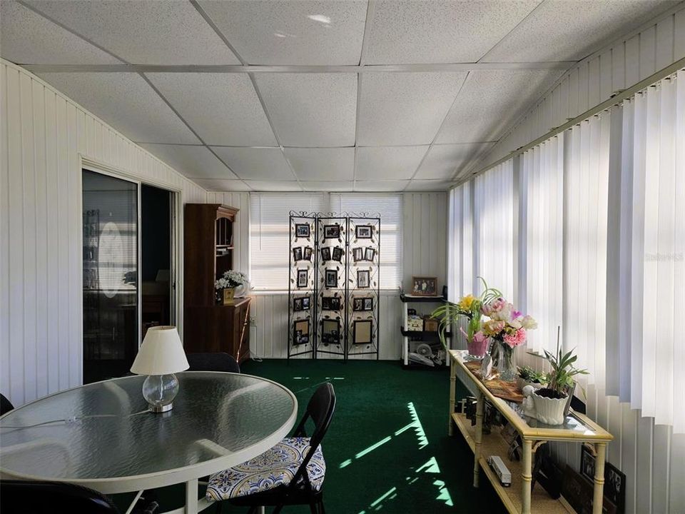 En Venta: $169,900 (2 camas, 2 baños, 1056 Pies cuadrados)