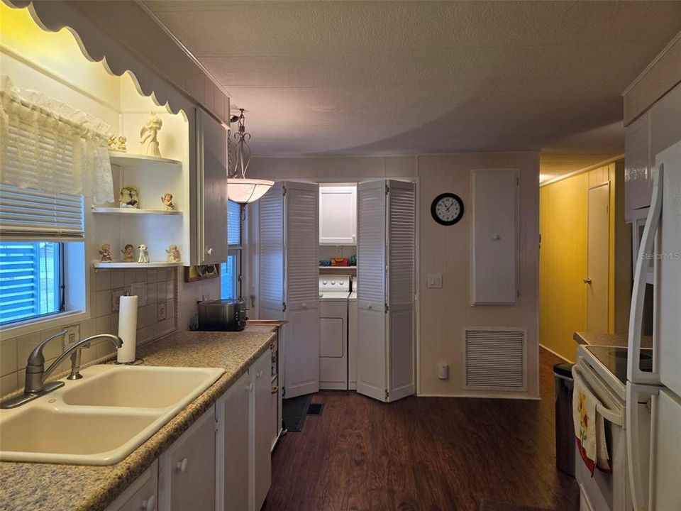En Venta: $169,900 (2 camas, 2 baños, 1056 Pies cuadrados)