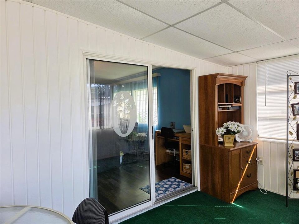 En Venta: $169,900 (2 camas, 2 baños, 1056 Pies cuadrados)