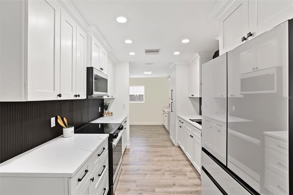 For Sale: $429,900 (3 beds, 2 baths, 1974 Square Feet)