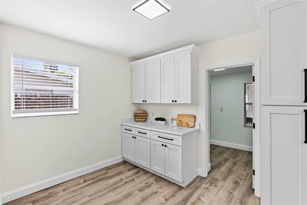 For Sale: $429,900 (3 beds, 2 baths, 1974 Square Feet)