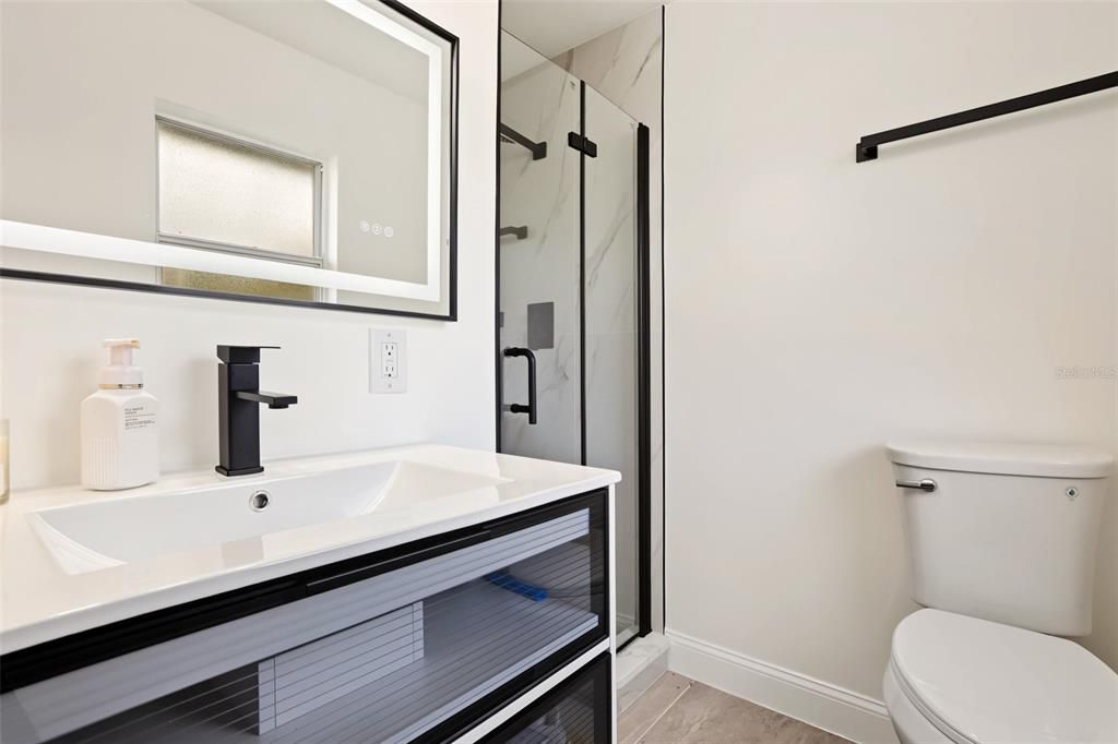 For Sale: $429,900 (3 beds, 2 baths, 1974 Square Feet)