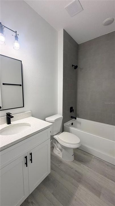 En Renta: $1,950 (4 camas, 2 baños, 1792 Pies cuadrados)