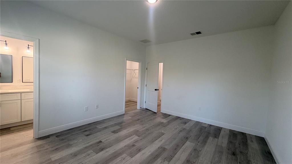 En Renta: $1,950 (4 camas, 2 baños, 1792 Pies cuadrados)