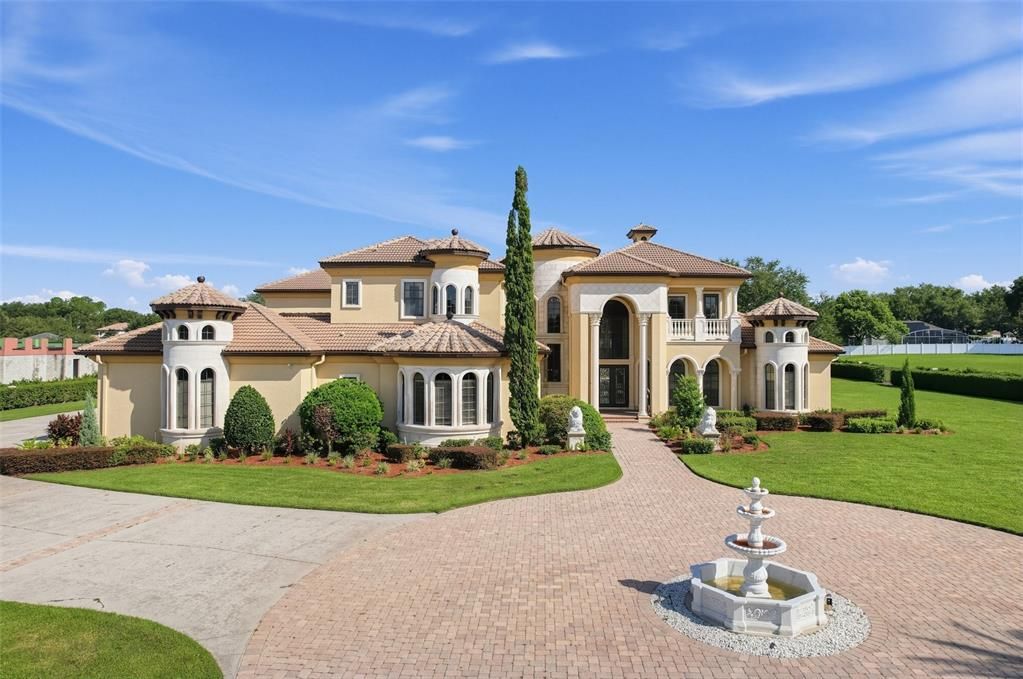 For Sale: $5,300,000 (6 beds, 7 baths, 9669 Square Feet)