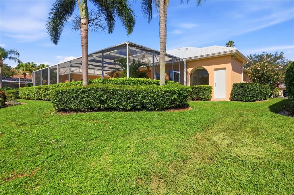 For Sale: $975,000 (4 beds, 4 baths, 3161 Square Feet)
