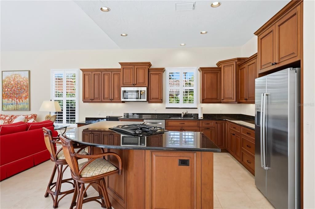 For Sale: $975,000 (4 beds, 4 baths, 3161 Square Feet)