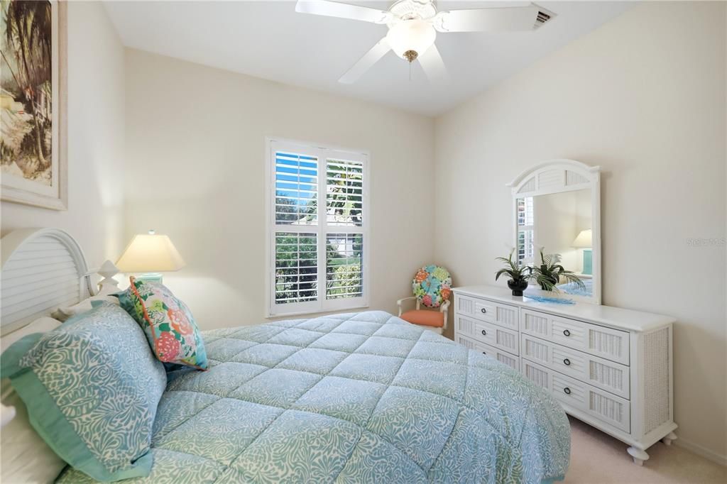 For Sale: $975,000 (4 beds, 4 baths, 3161 Square Feet)