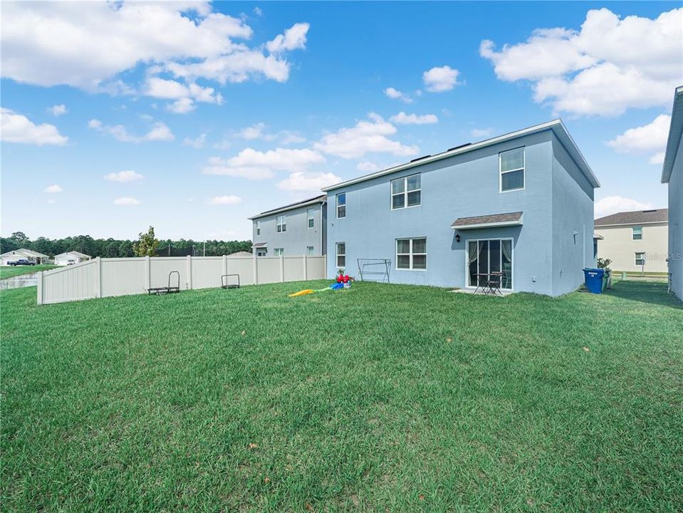 En Venta: $365,000 (5 camas, 3 baños, 2616 Pies cuadrados)