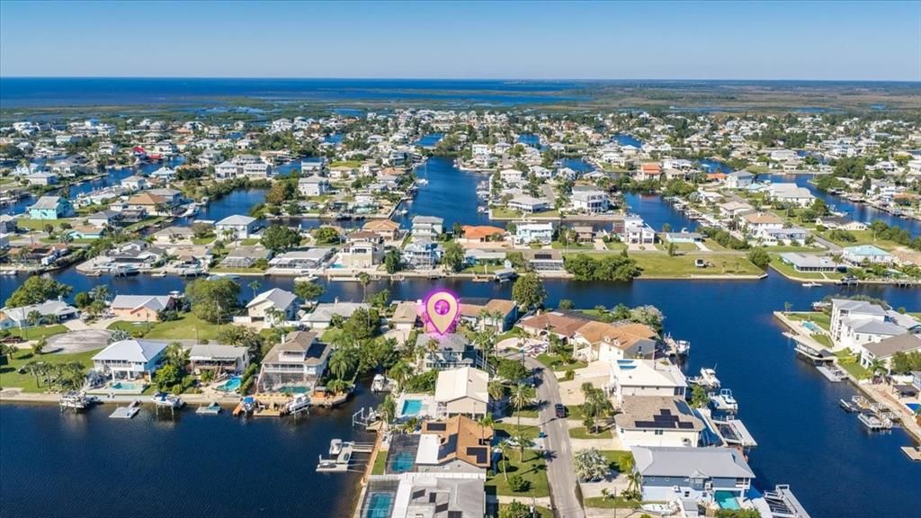 На продажу: $715,000 (3 спален, 2 ванн, 2532 Квадратных фут)