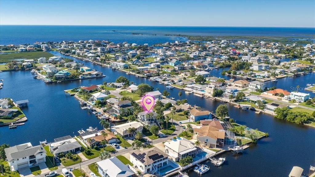 На продажу: $715,000 (3 спален, 2 ванн, 2532 Квадратных фут)