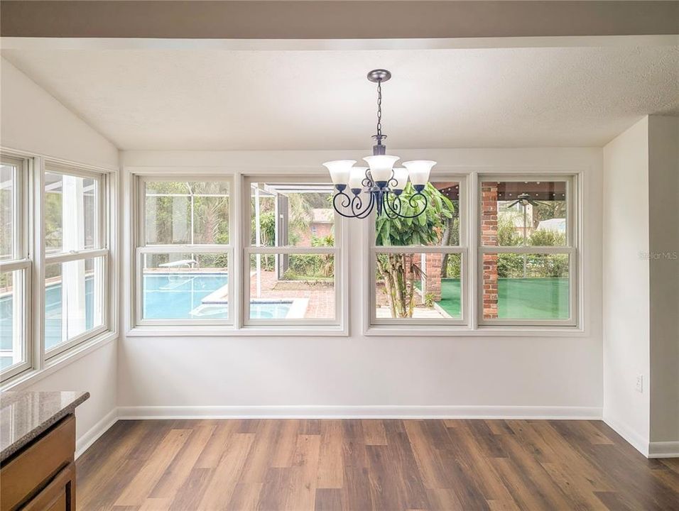 For Rent: $2,900 (4 beds, 2 baths, 2105 Square Feet)