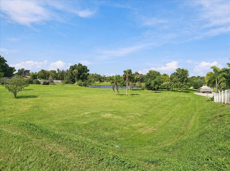 En Venta: $250,000 (0.28 acres)