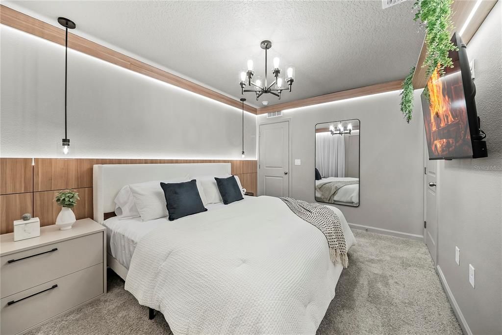 En Venta: $1,075,000 (6 camas, 4 baños, 3009 Pies cuadrados)