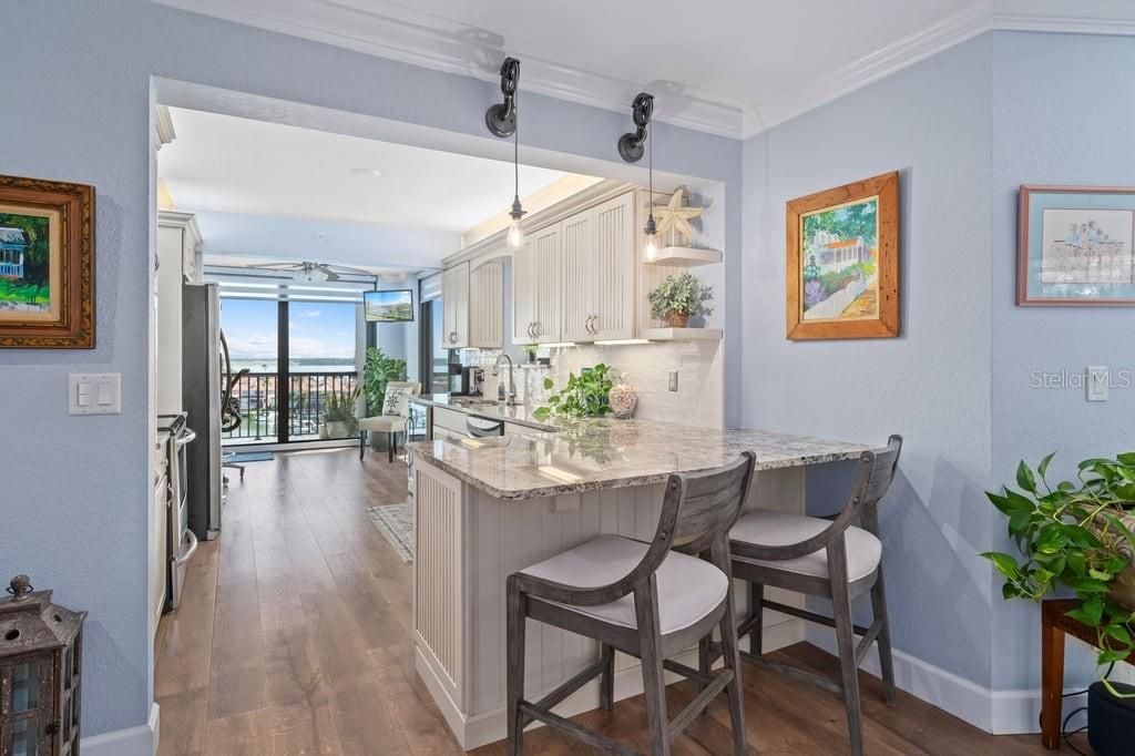 For Sale: $799,900 (2 beds, 2 baths, 1610 Square Feet)