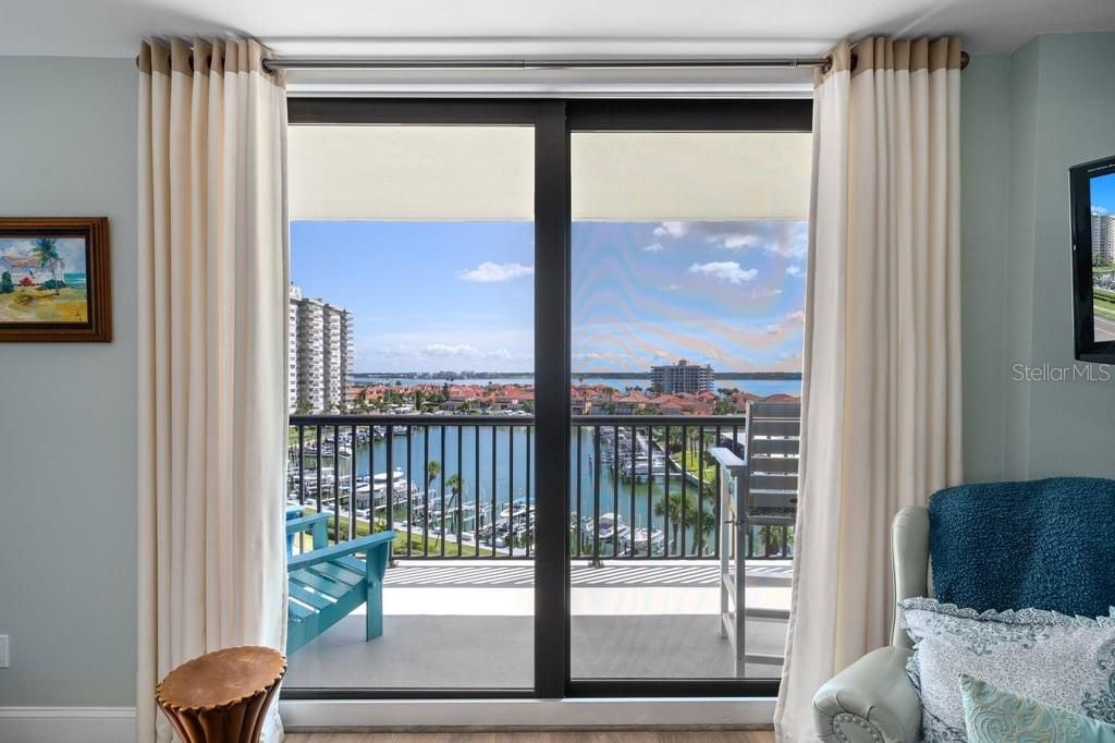 For Sale: $799,900 (2 beds, 2 baths, 1610 Square Feet)