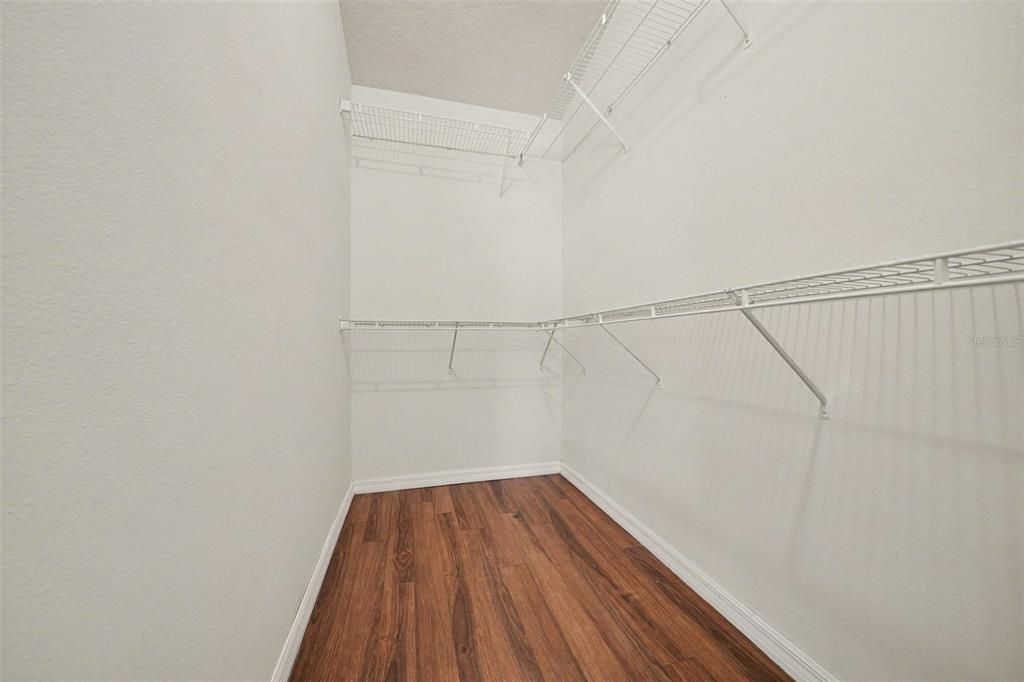 En Venta: $334,900 (3 camas, 2 baños, 1556 Pies cuadrados)