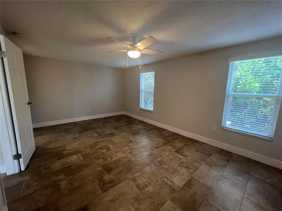 For Rent: $1,950 (2 beds, 2 baths, 1200 Square Feet)