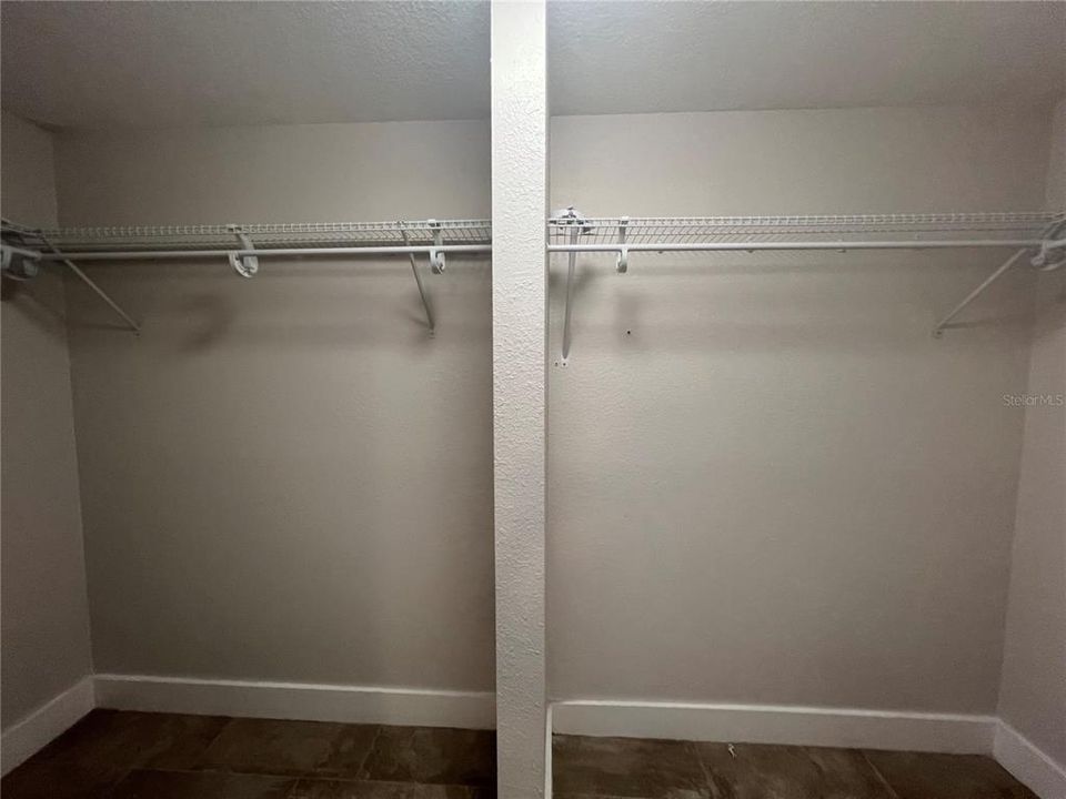 For Rent: $1,950 (2 beds, 2 baths, 1200 Square Feet)