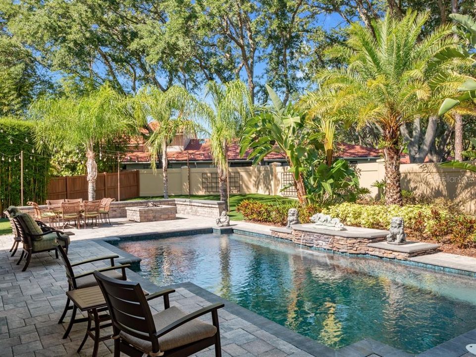 En Venta: $1,425,000 (3 camas, 3 baños, 3251 Pies cuadrados)