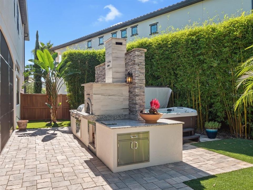 En Venta: $1,425,000 (3 camas, 3 baños, 3251 Pies cuadrados)