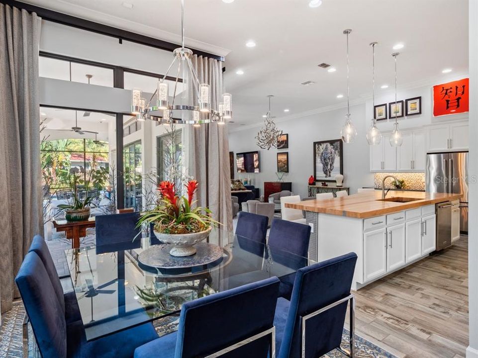 En Venta: $1,425,000 (3 camas, 3 baños, 3251 Pies cuadrados)