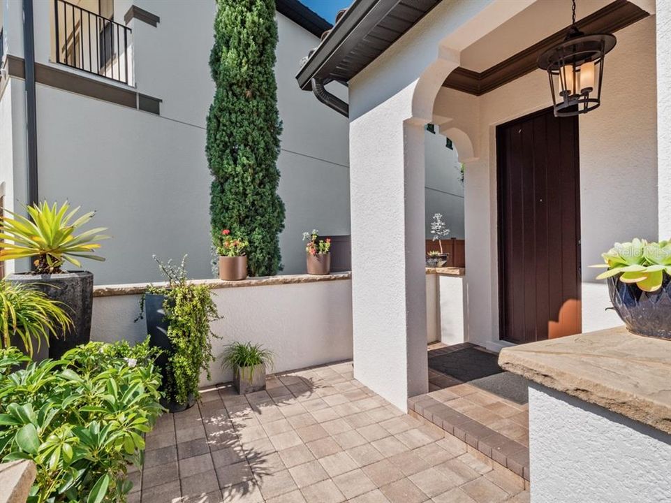 En Venta: $1,425,000 (3 camas, 3 baños, 3251 Pies cuadrados)