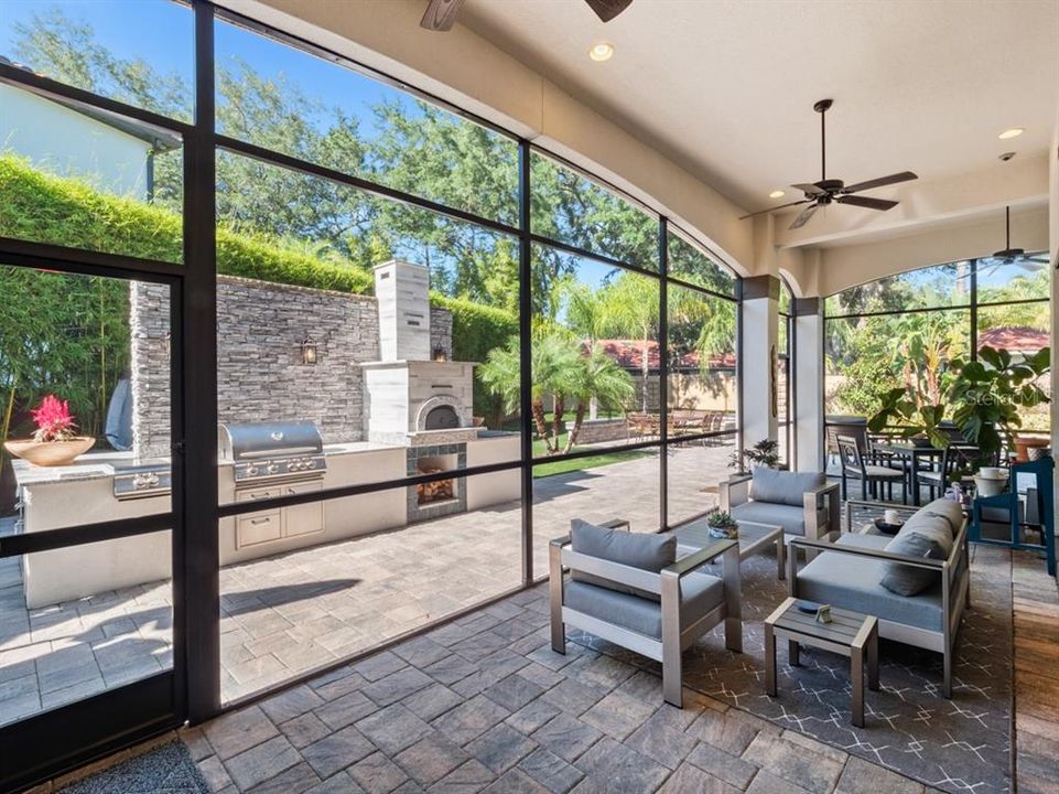 En Venta: $1,425,000 (3 camas, 3 baños, 3251 Pies cuadrados)