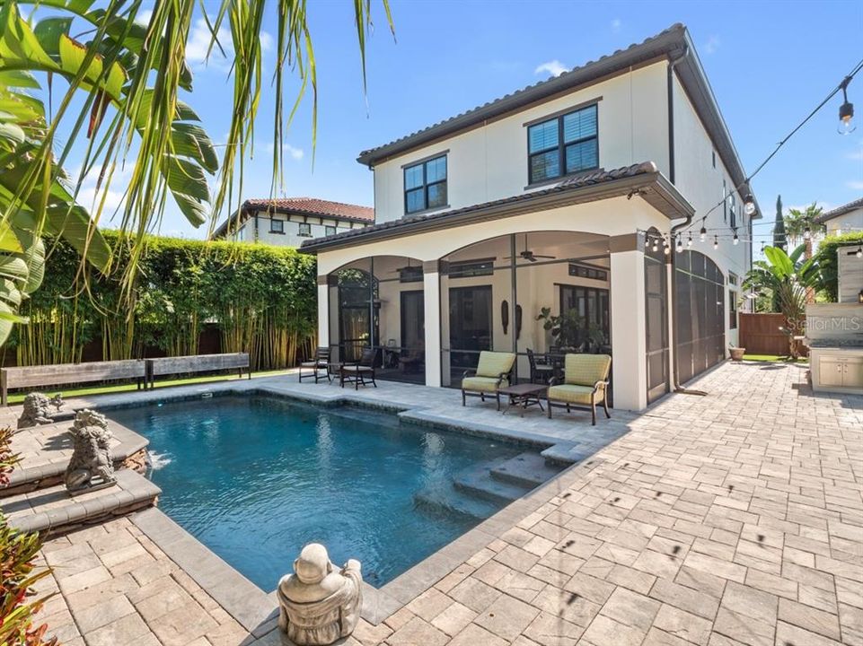 En Venta: $1,425,000 (3 camas, 3 baños, 3251 Pies cuadrados)