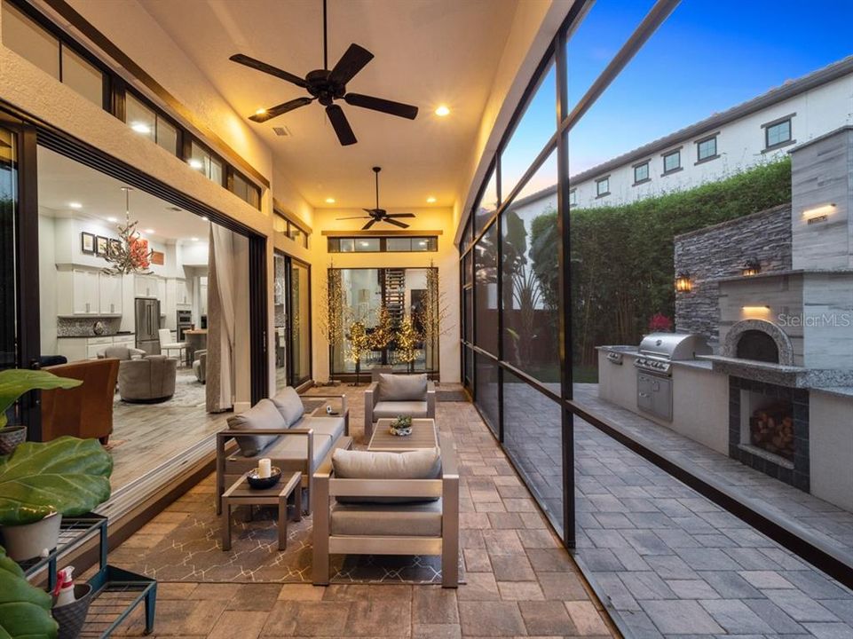 En Venta: $1,425,000 (3 camas, 3 baños, 3251 Pies cuadrados)