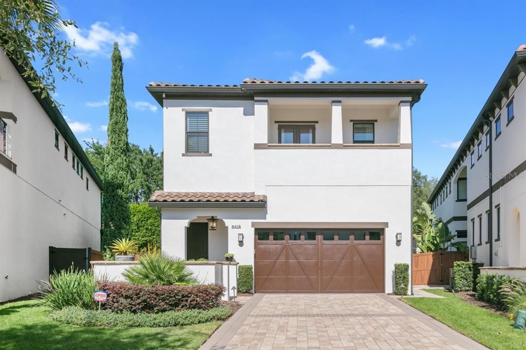 En Venta: $1,425,000 (3 camas, 3 baños, 3251 Pies cuadrados)