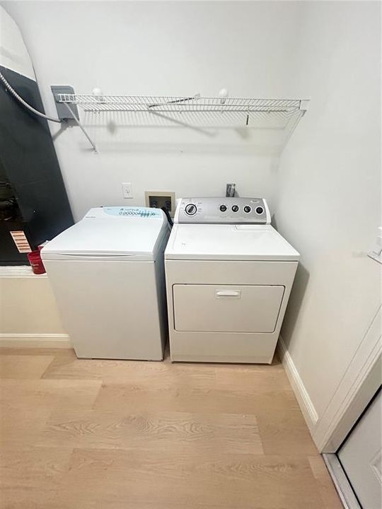 На продажу: $349,000 (3 спален, 2 ванн, 1762 Квадратных фут)