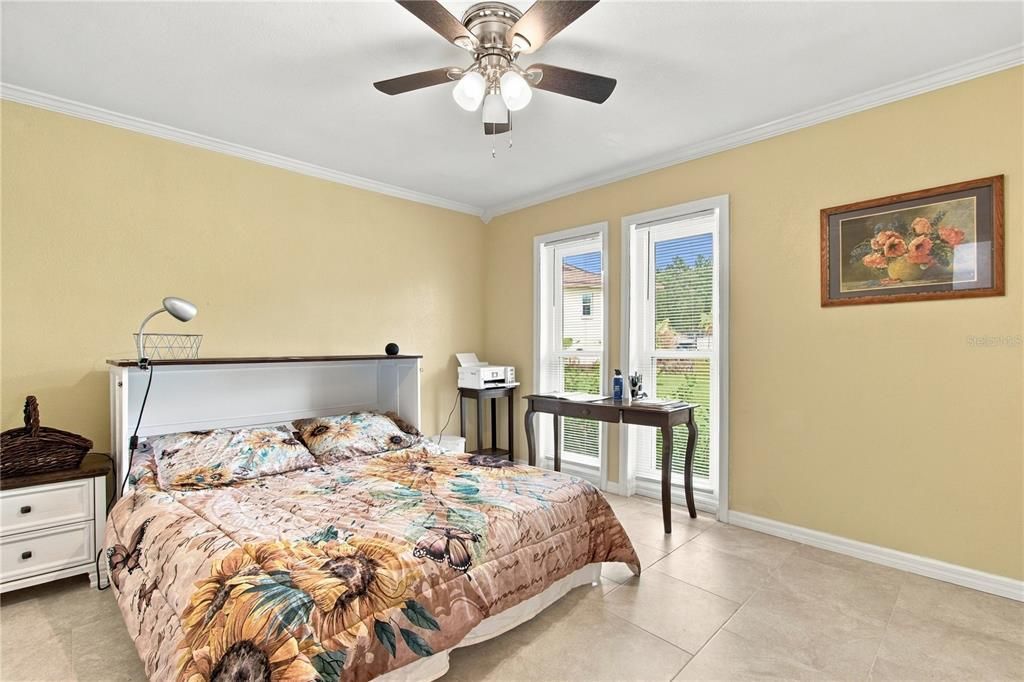 En Venta: $574,900 (3 camas, 2 baños, 2316 Pies cuadrados)