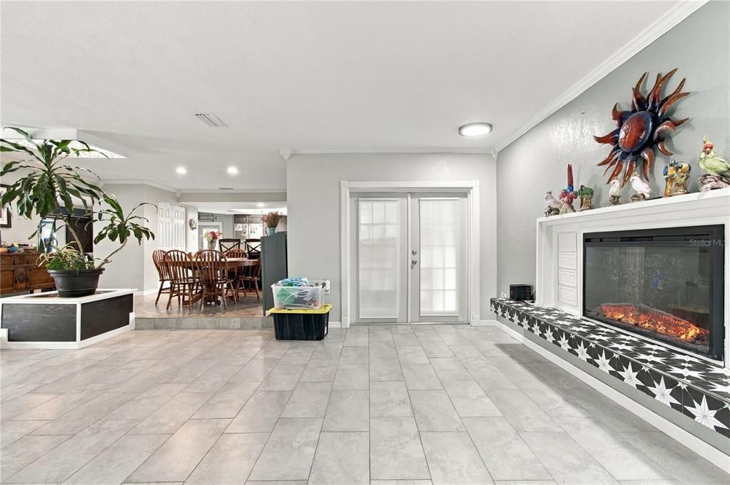 En Venta: $574,900 (3 camas, 2 baños, 2316 Pies cuadrados)