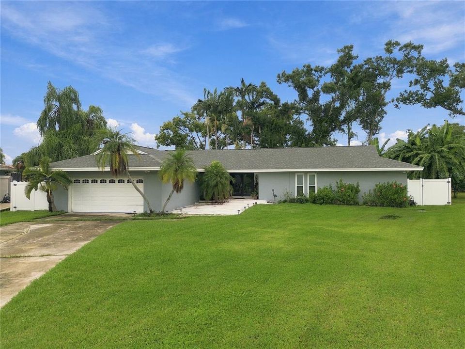En Venta: $574,900 (3 camas, 2 baños, 2316 Pies cuadrados)