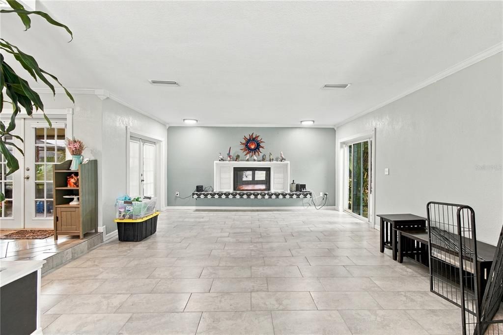 En Venta: $574,900 (3 camas, 2 baños, 2316 Pies cuadrados)
