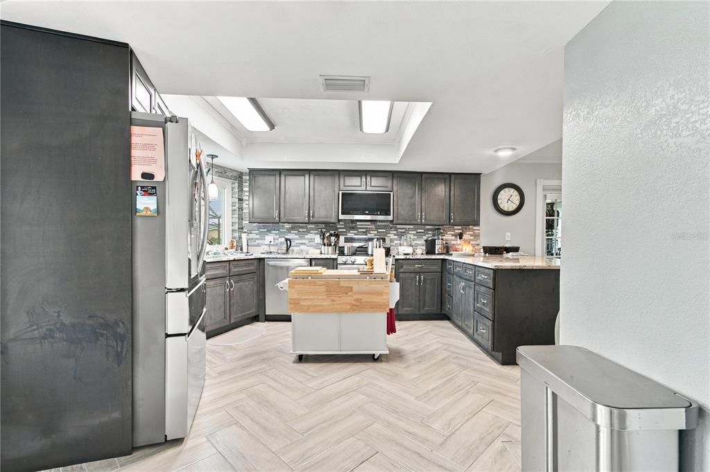 En Venta: $574,900 (3 camas, 2 baños, 2316 Pies cuadrados)