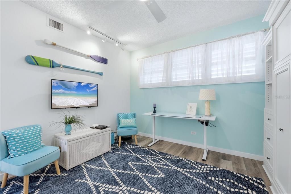 For Sale: $1,089,000 (2 beds, 2 baths, 1293 Square Feet)