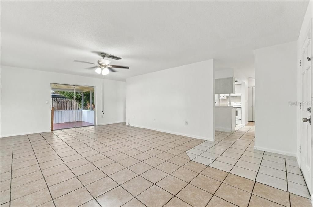 En Venta: $320,000 (3 camas, 2 baños, 1436 Pies cuadrados)