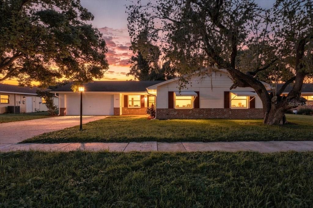 En Venta: $320,000 (3 camas, 2 baños, 1436 Pies cuadrados)