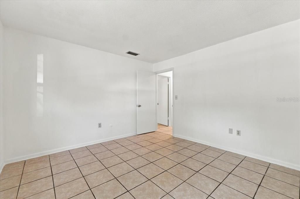 En Venta: $320,000 (3 camas, 2 baños, 1436 Pies cuadrados)
