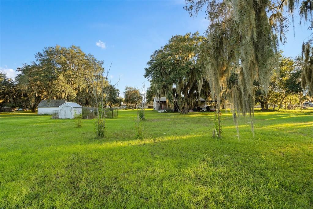 For Sale: $2,900,000 (4.99 acres)
