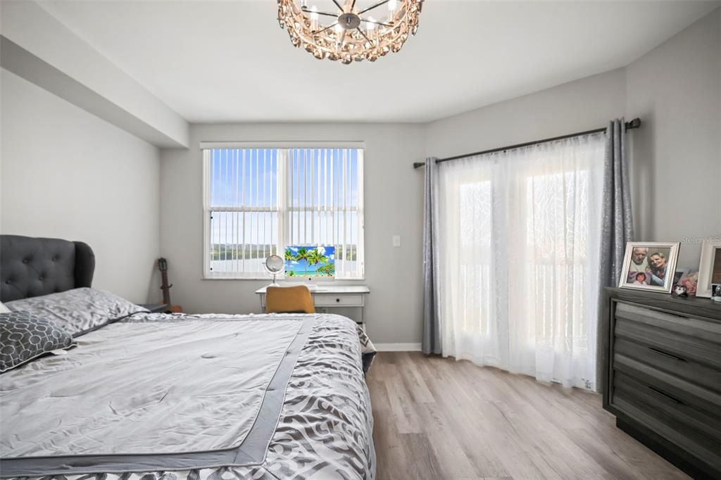 На продажу: $275,000 (2 спален, 2 ванн, 1195 Квадратных фут)